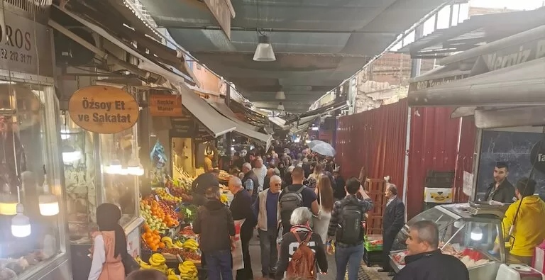 Bazar Kemaralti, Izmir, Turcia
